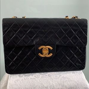 CHANEL Classic Vintage Maxi Flap Bag